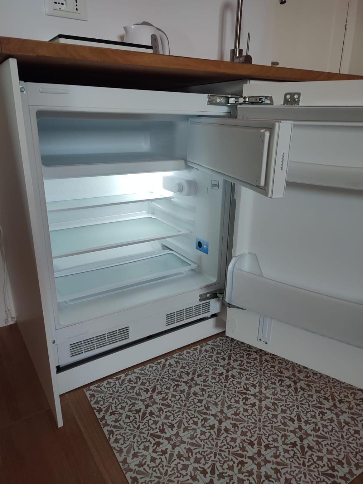 New Superior Holiday House Катания Экстерьер фото