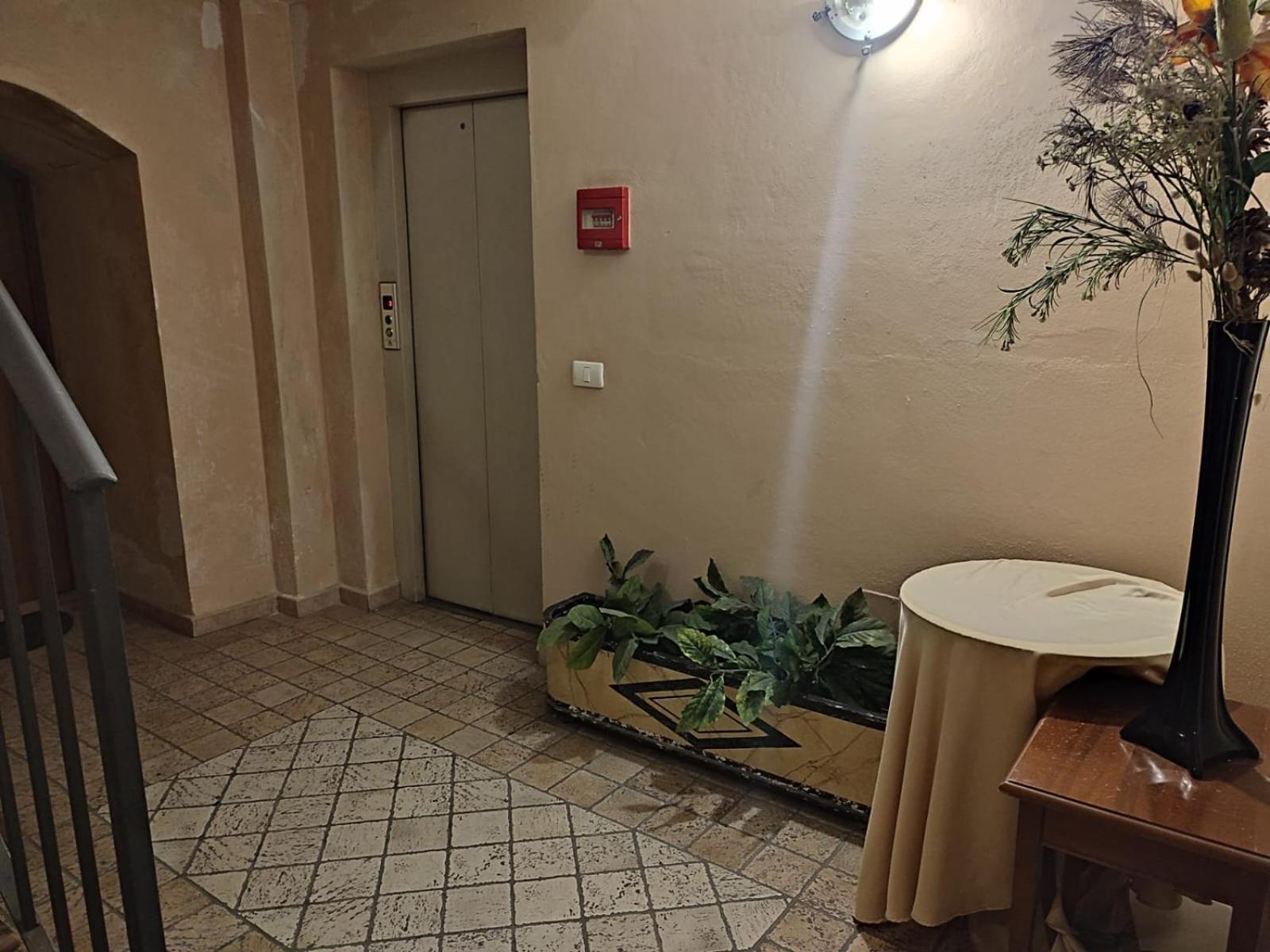 New Superior Holiday House Катания Экстерьер фото
